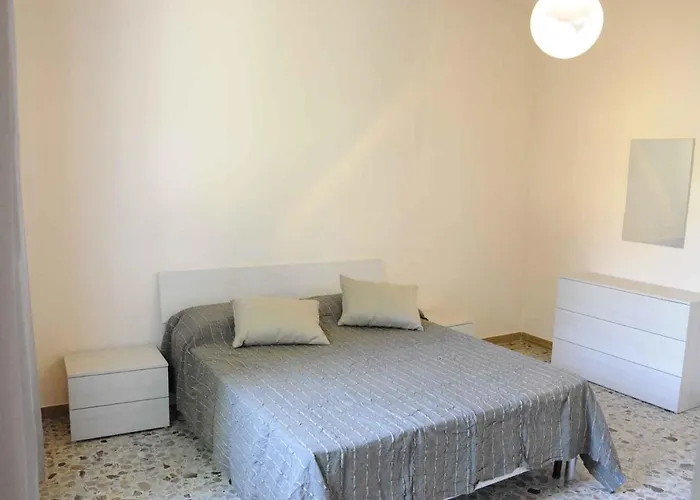 In - Gardasee 41952 * Lazise